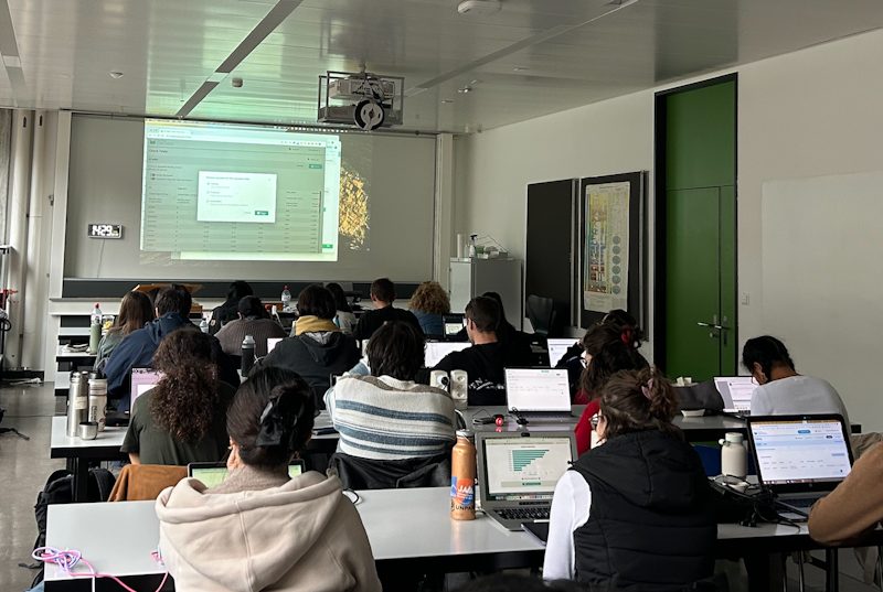 4ce54616125343ddf295c91758cb295b